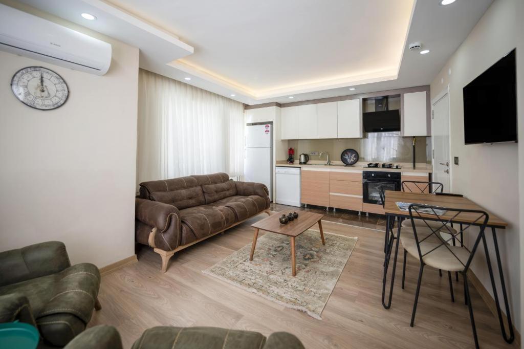 Abc Apart Hotel Antalya Exteriör bild